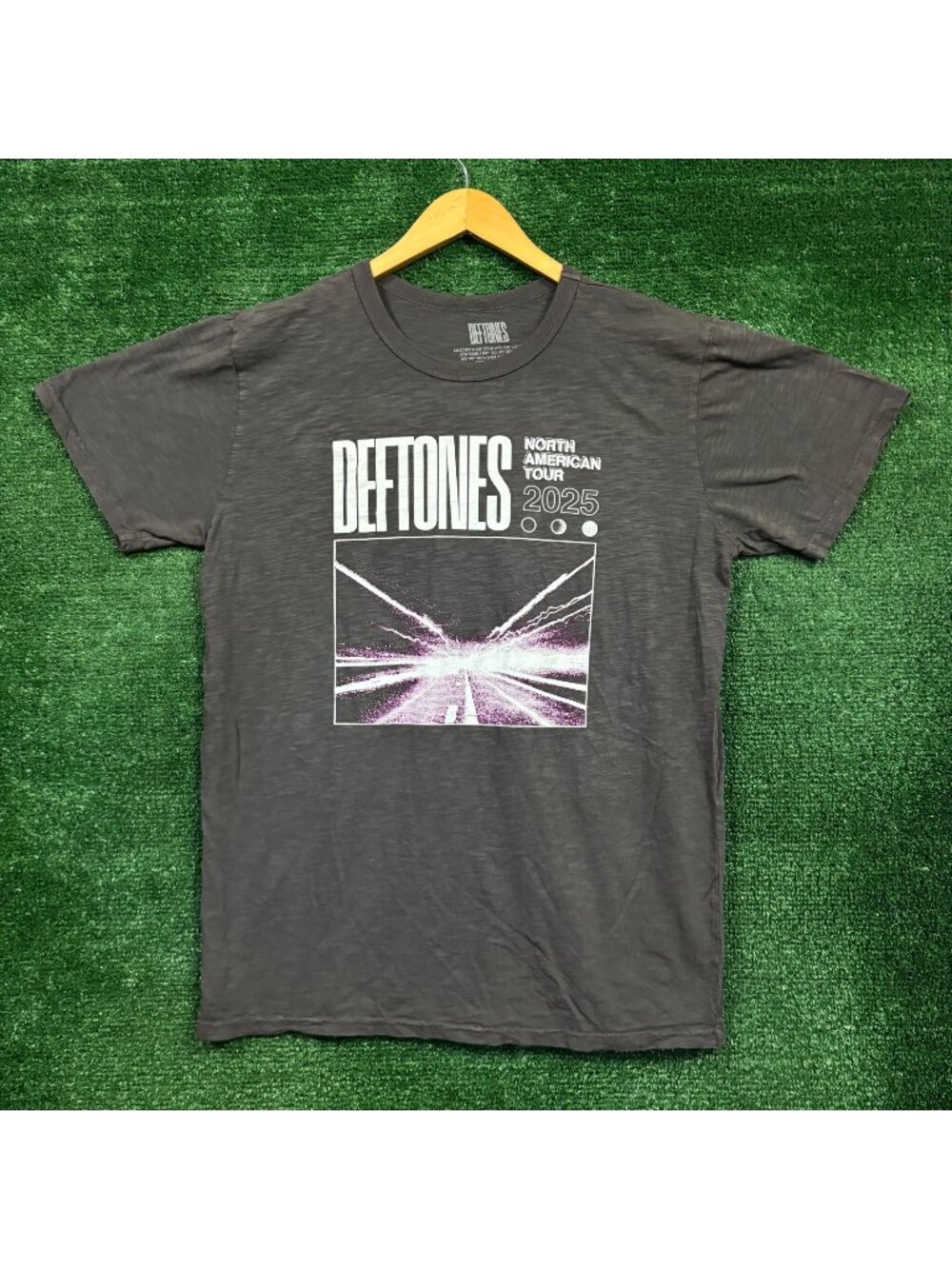 Deftones North American Tour T-Shirt Size Large